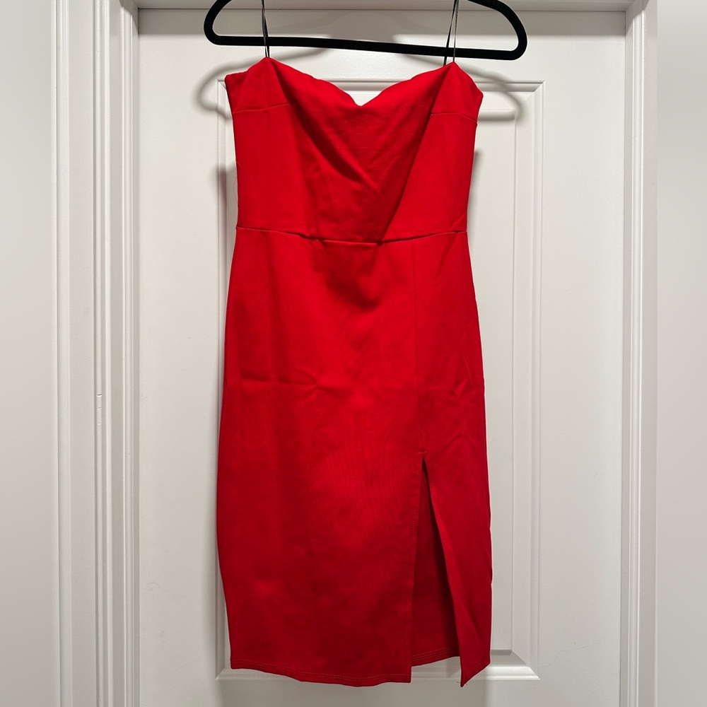Fashion Nova Red Pleated Sweetheart Sheath Dress